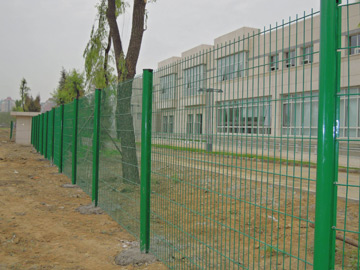 保稅區(qū)護欄網